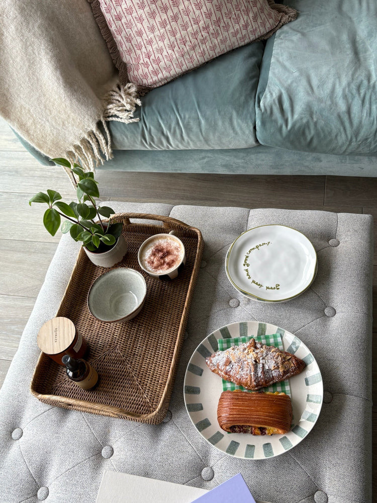 The Issea Edit | Issue 06