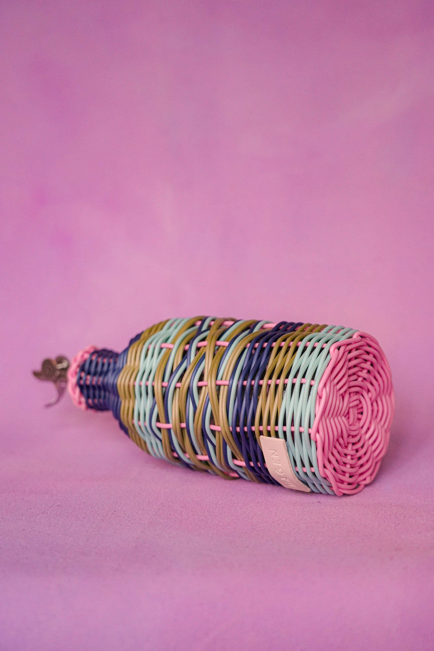 MÆGEN - Maegen Oil Pourer - Pink/Navy