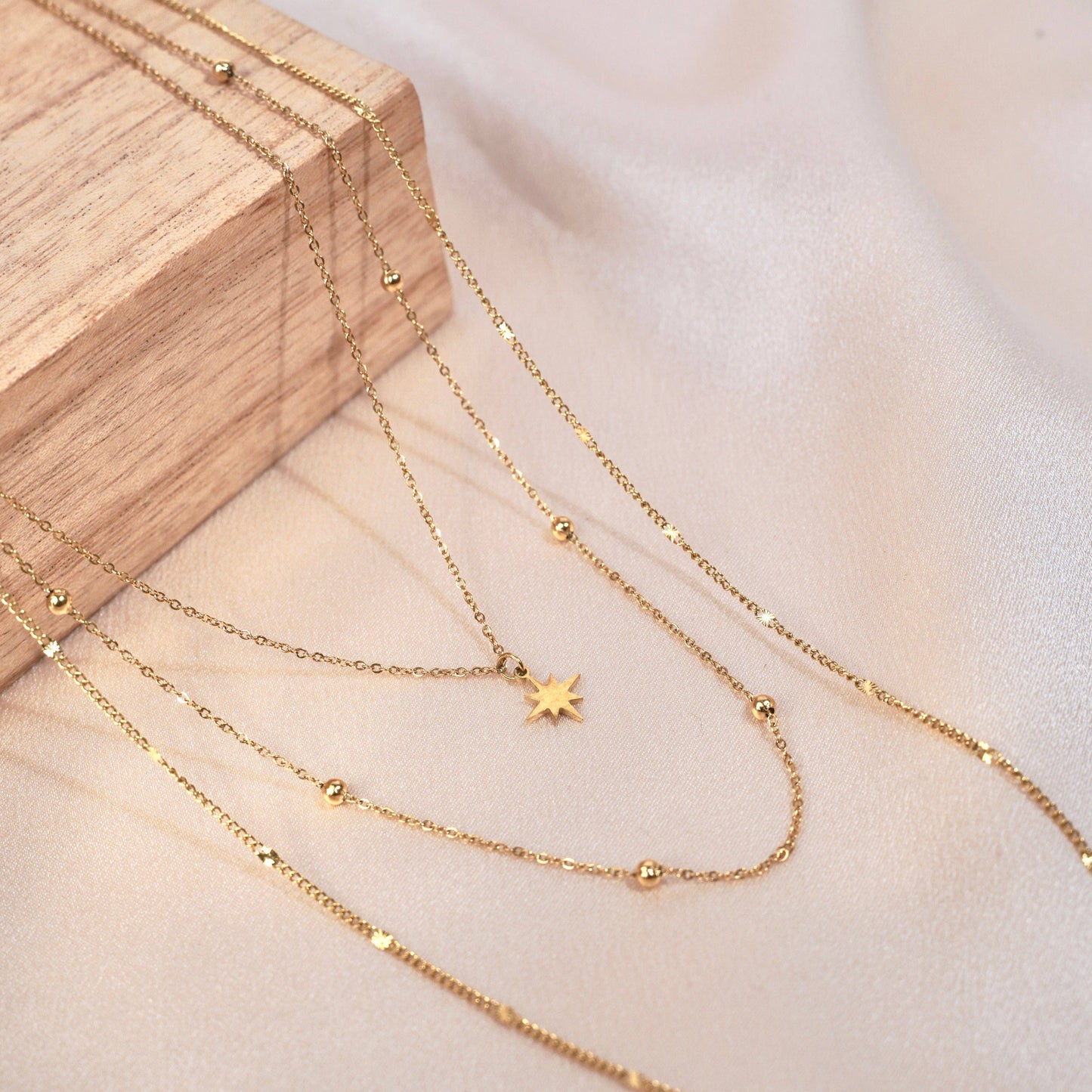 Meora Paris - Illumination Necklace