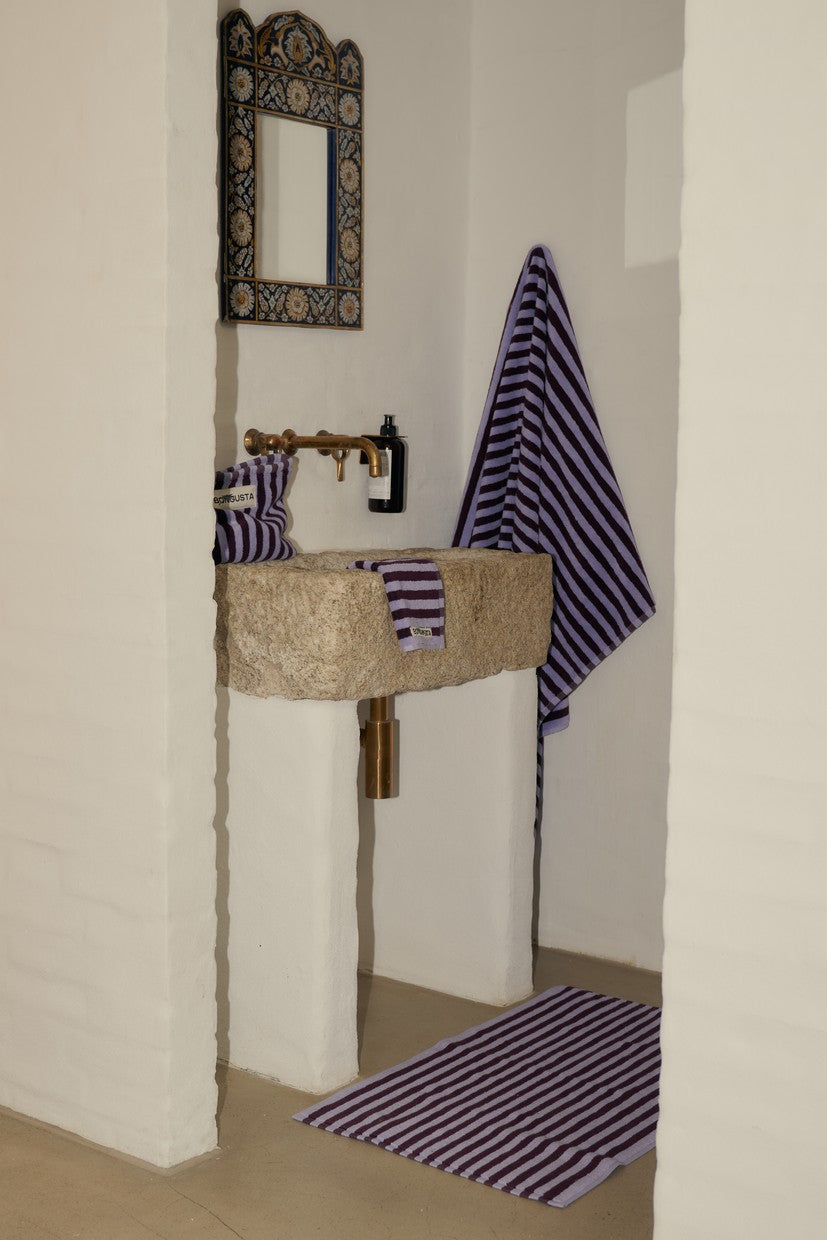 Naram Bath Towel | Wine & Lavender Blue