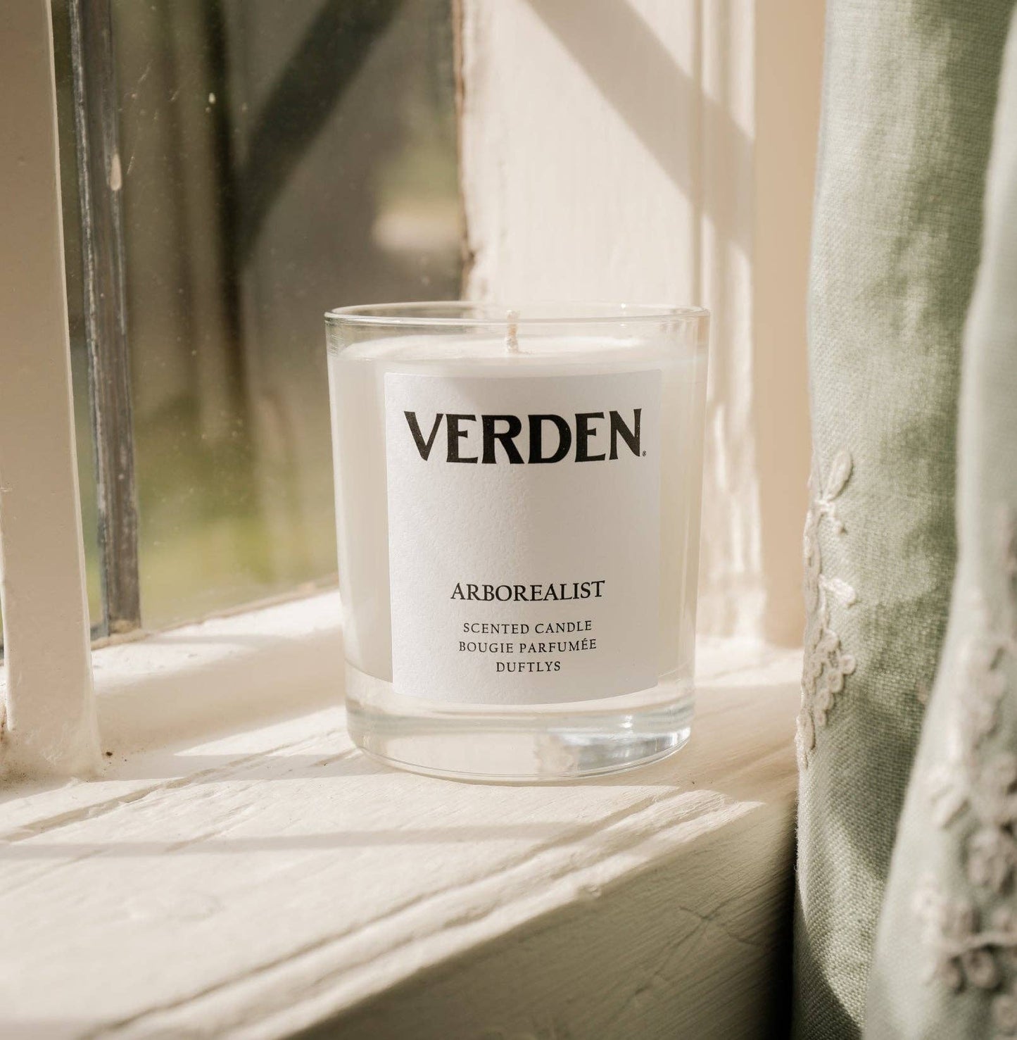 Verden - ARBOREALIST SCENTED CANDLE, Made In the UK - 100% Vegan