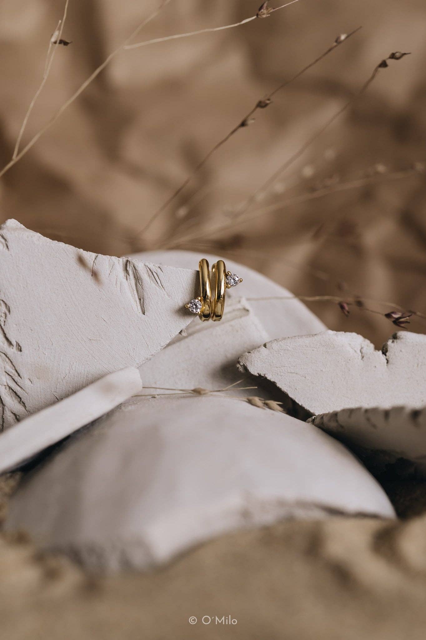 O'Milo - Wire Diamond Hoops. Hugi