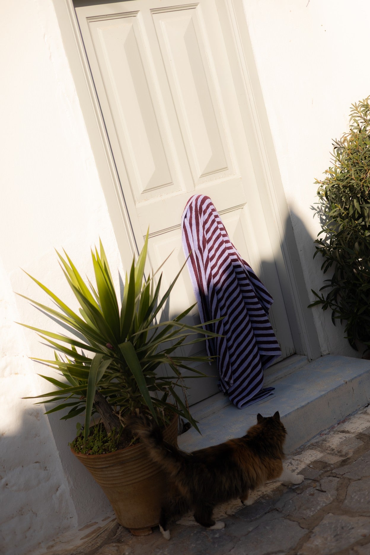 Naram Bath Towel | Wine & Lavender Blue