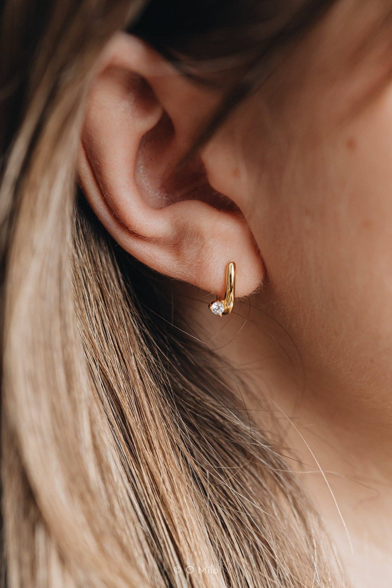 O'Milo - Wire Diamond Hoops. Hugi