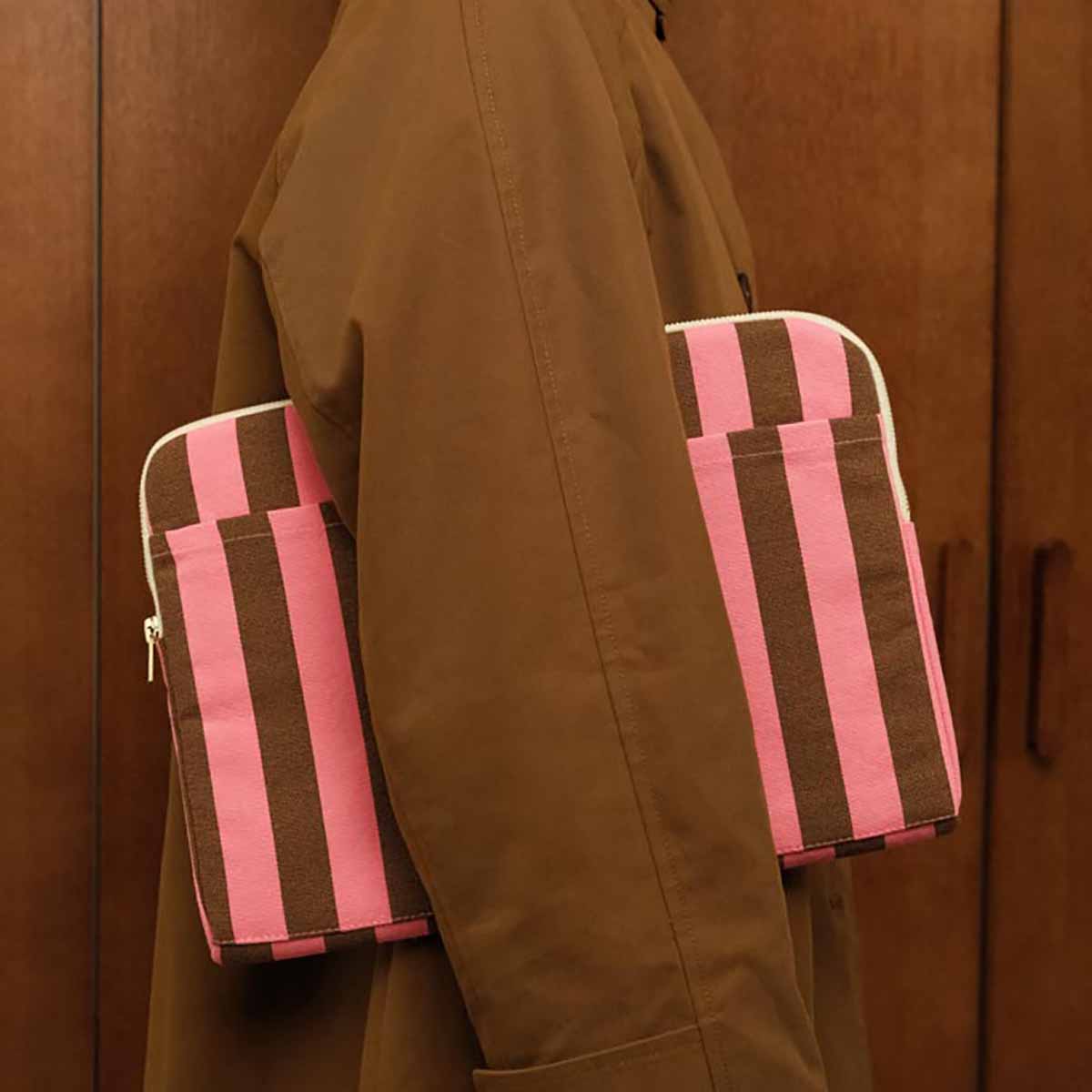 Rose in April | Laptop sleeve 13/14' Octave Stripes Funky Pink / Olive