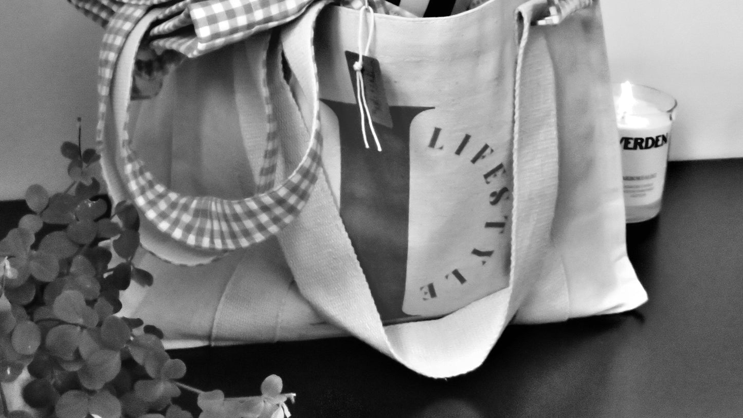 The ULTIMATE Gift Box