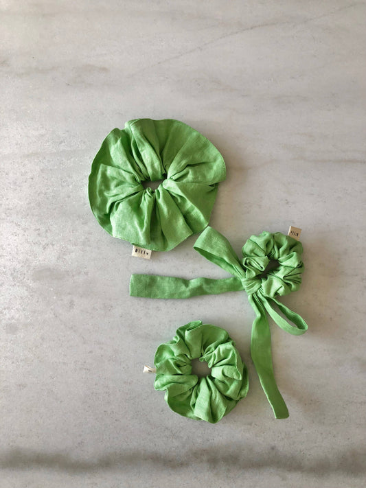 Billy Bamboo - PURE LINEN SCRUNCHIES - apple green