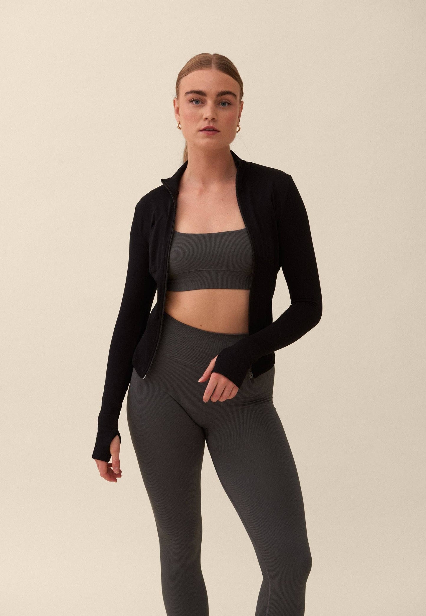 Sisterly Tribe - Seamless Fitted Zip Jacket - Black