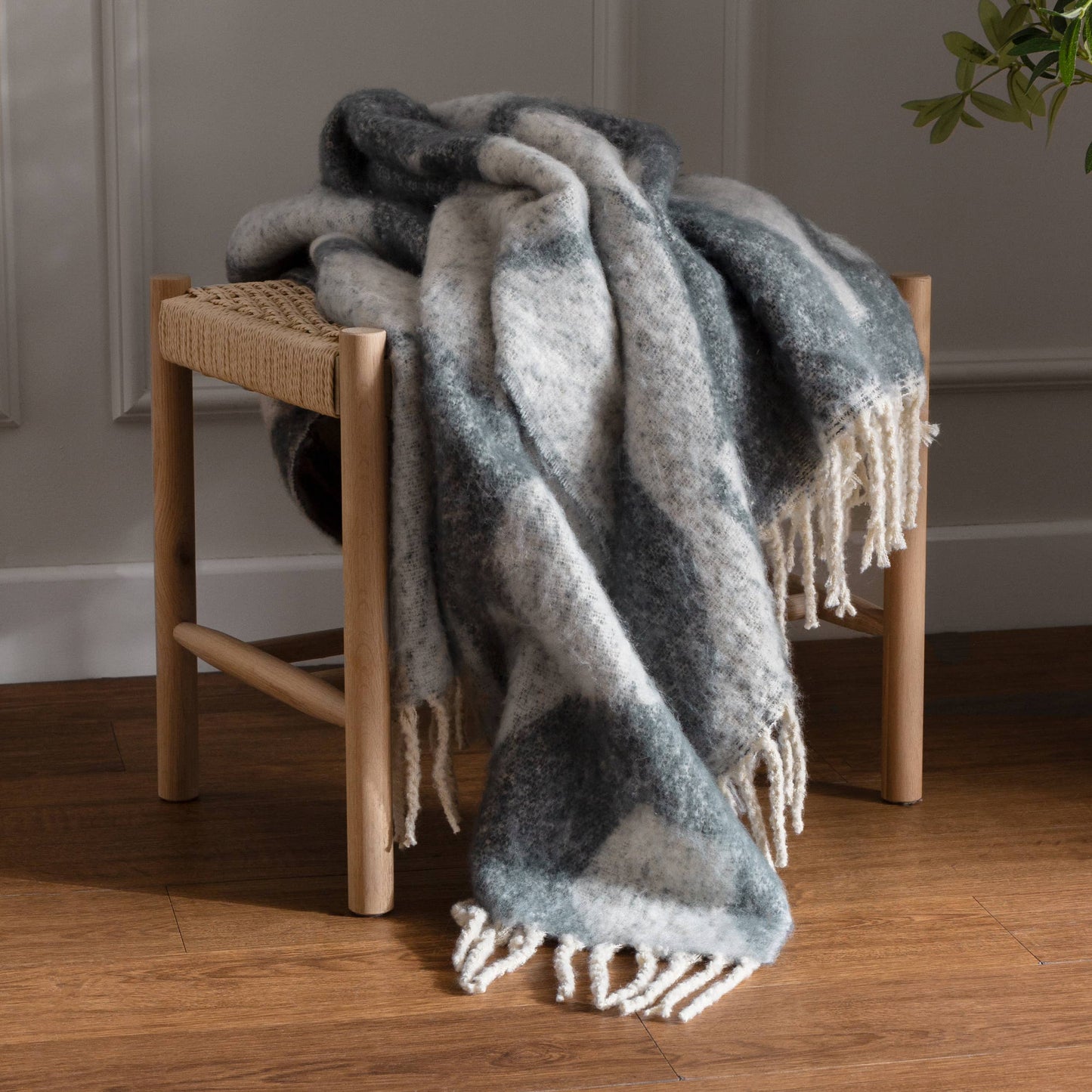 Riva Home - Meta Throw Dusk